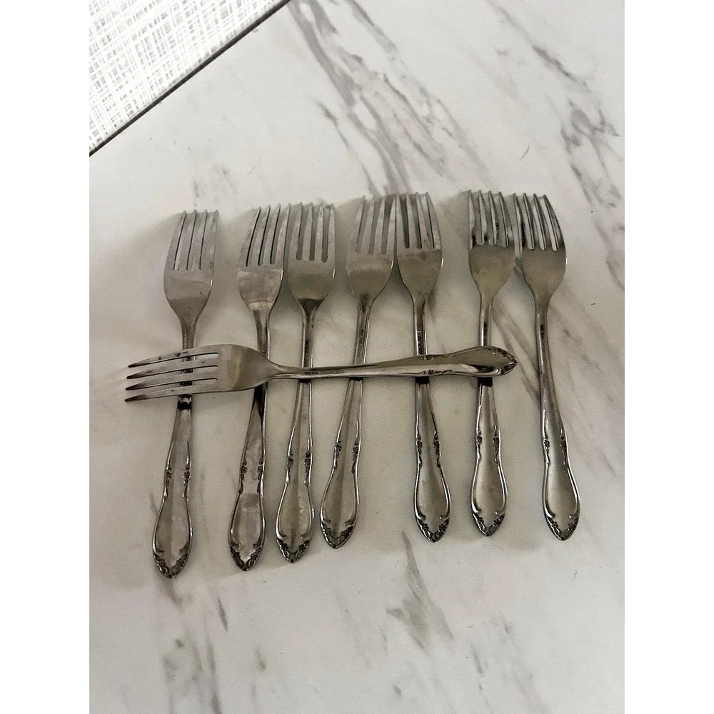 Vintage Oneida Stainless Steel Chateau Flatware Dinner Forks Floral Set of 8 BxA